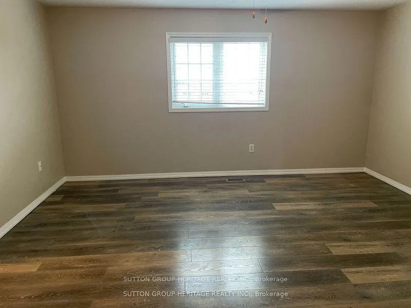 Photo 16 of 39 Crockett Place, Clarington, Bowmanville — HOMEH