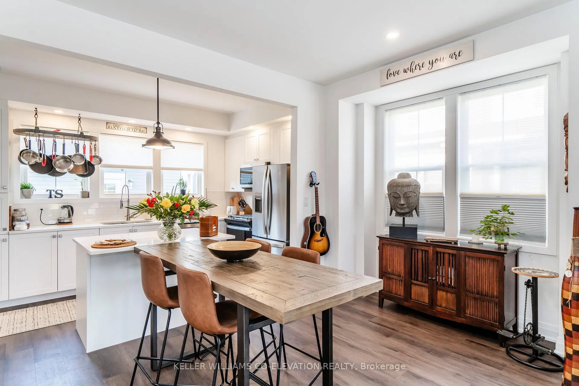 Photo 10 of 36 Danielle Crescent, Midland — HOMEH