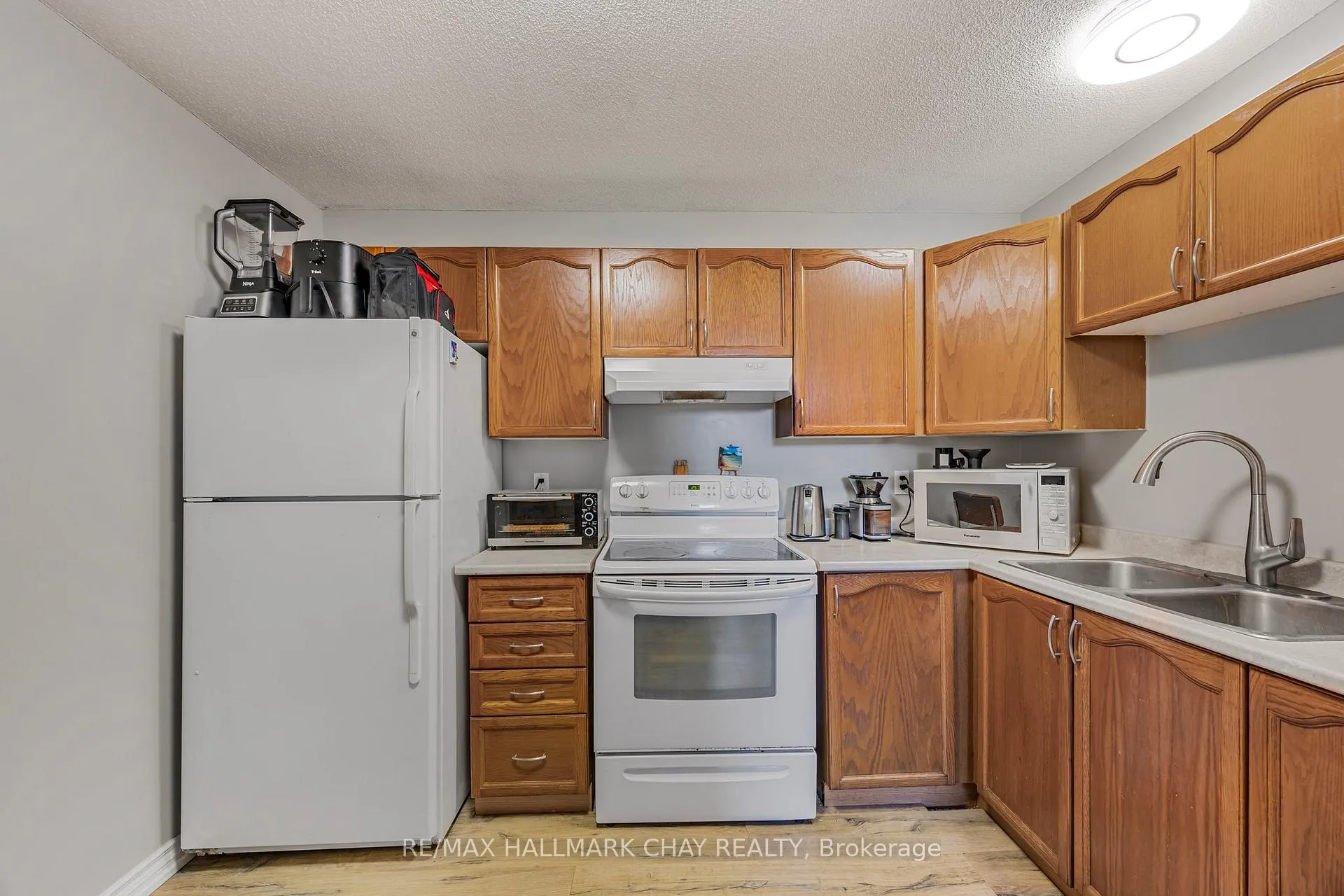 Photo 2 of Unit Lower, 235 Clayborne Place, Orillia — HOMEH