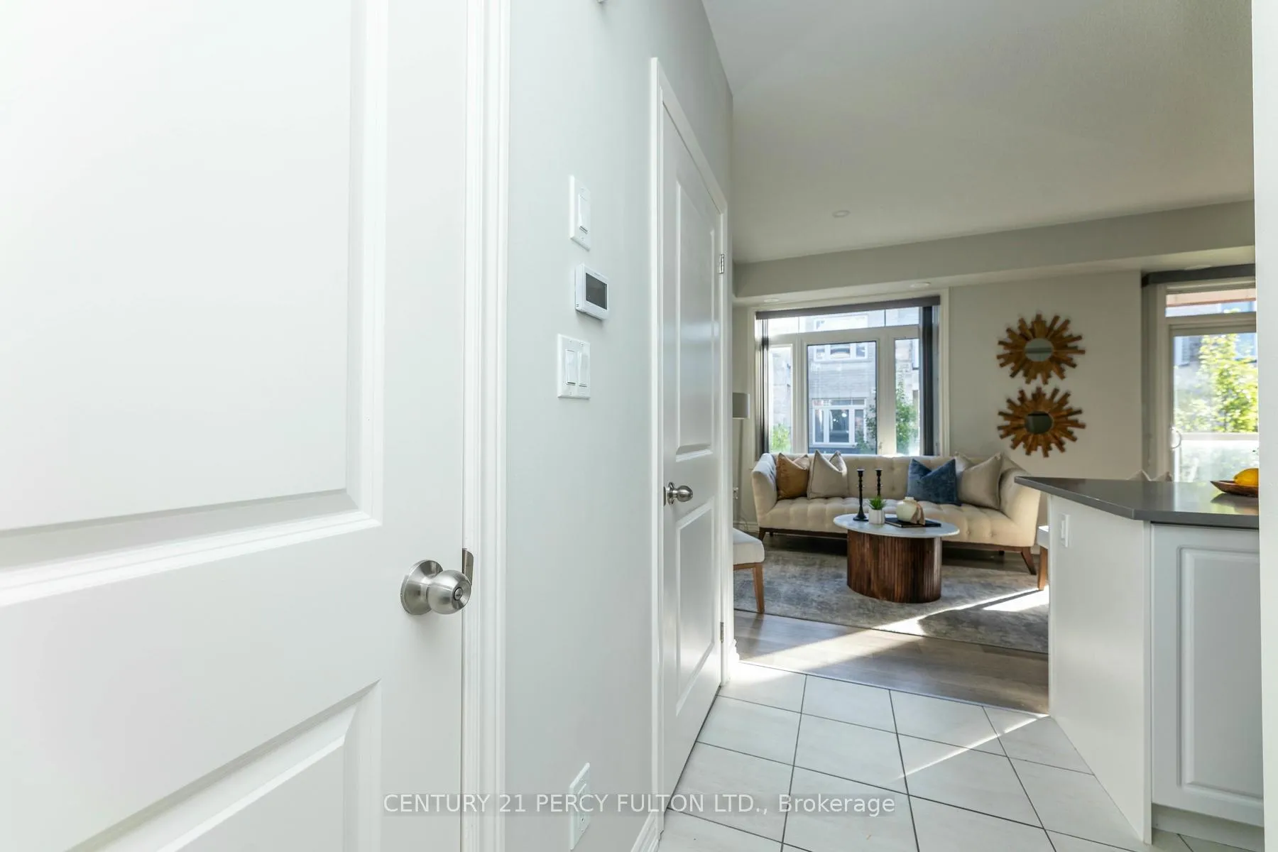Photo 7 of 2655 Jackpine Crossing, Pickering, Duffin Heights — HOMEH