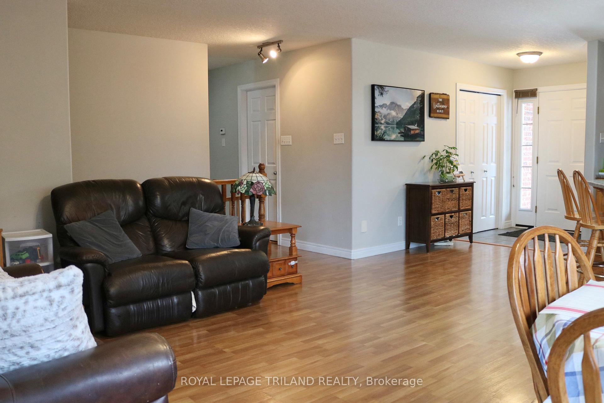 Photo 12 of 76 Shaw Boulevard, Central Elgin, Rural Central Elgin — HOMEH
