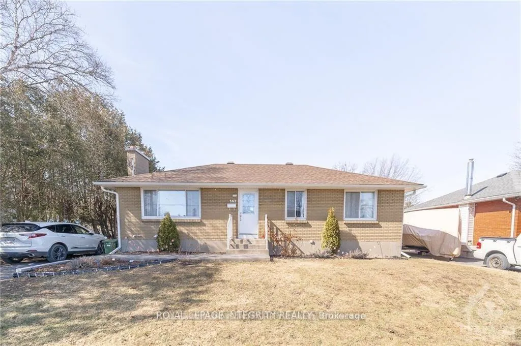 Photo 1 of 147 Oakridge Boulevard, Ottawa, Meadowlands/Crestview — HOMEH
