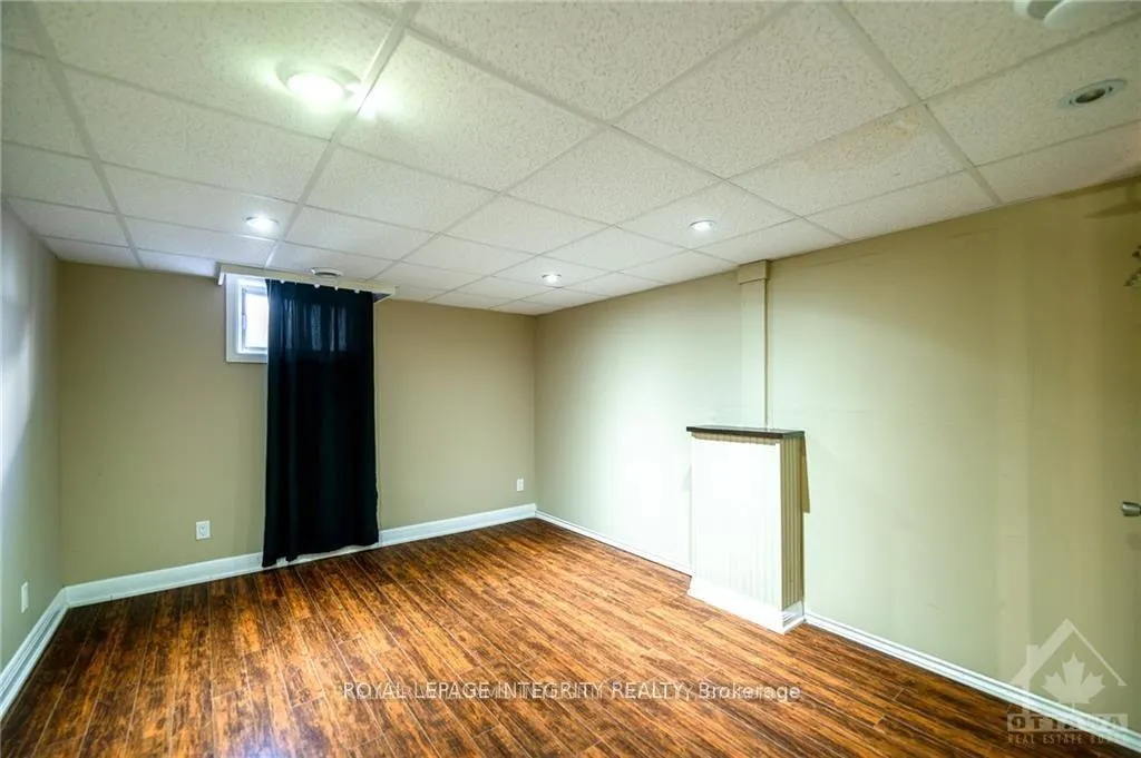 Photo 17 of 147 Oakridge Boulevard, Ottawa, Meadowlands/Crestview — HOMEH