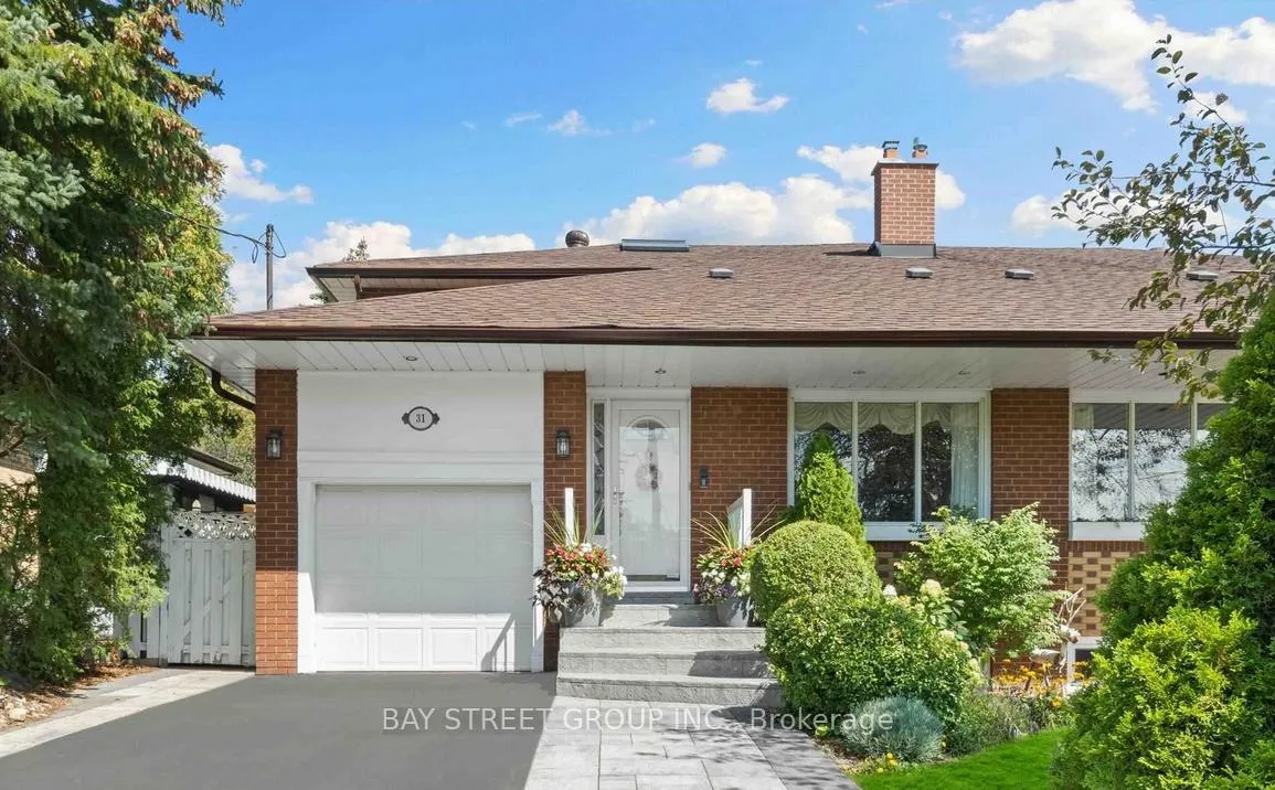 Photo 1 of 31 King Richard Court, Markham, Bullock — HOMEH