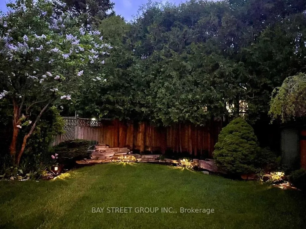 Photo 31 of 31 King Richard Court, Markham, Bullock — HOMEH