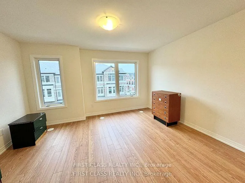 Photo 9 of 6 Sissons Way, Markham, Box Grove — HOMEH