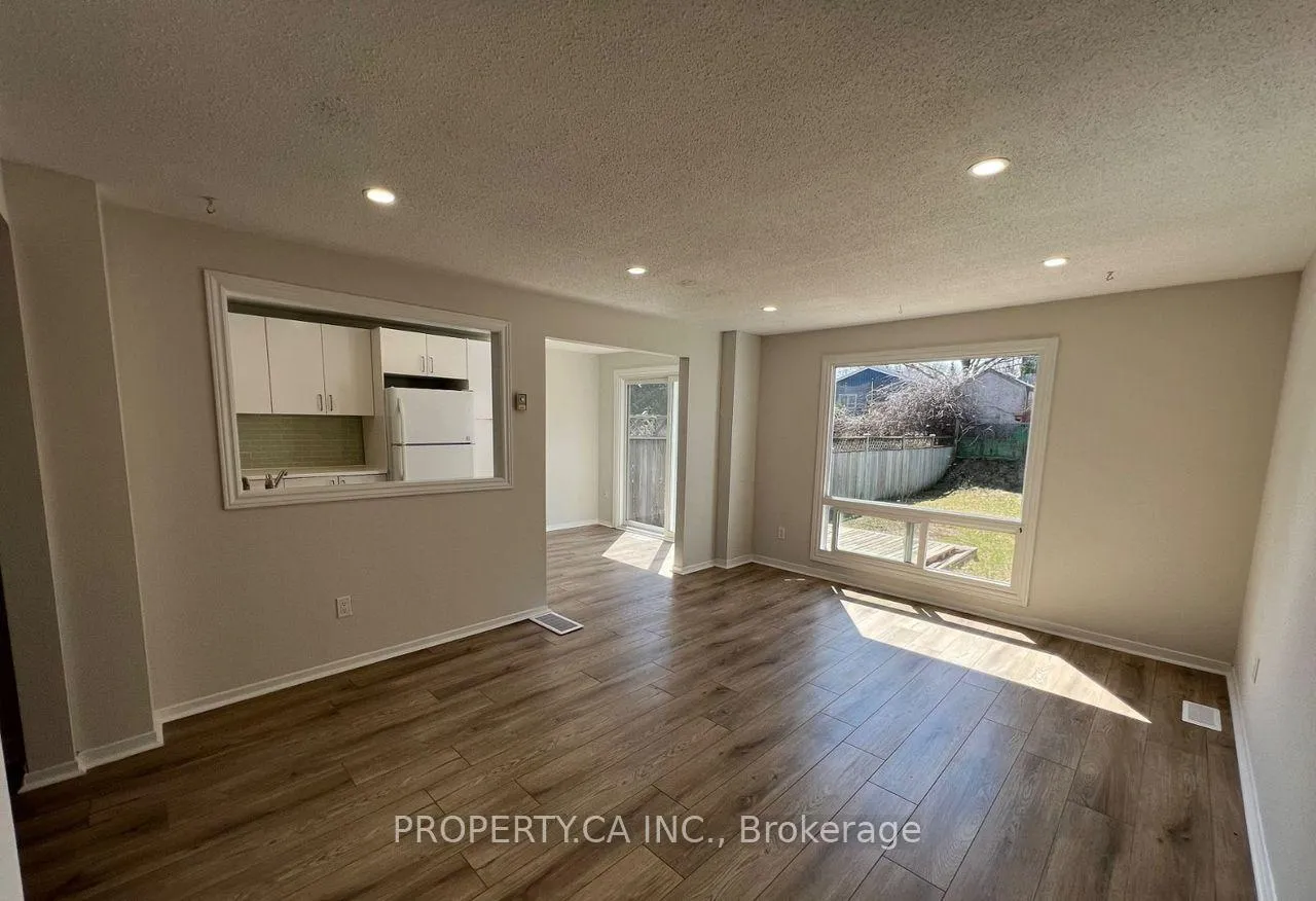 Photo 1 of 58 Scott Crescent, Barrie, 400 North — HOMEH