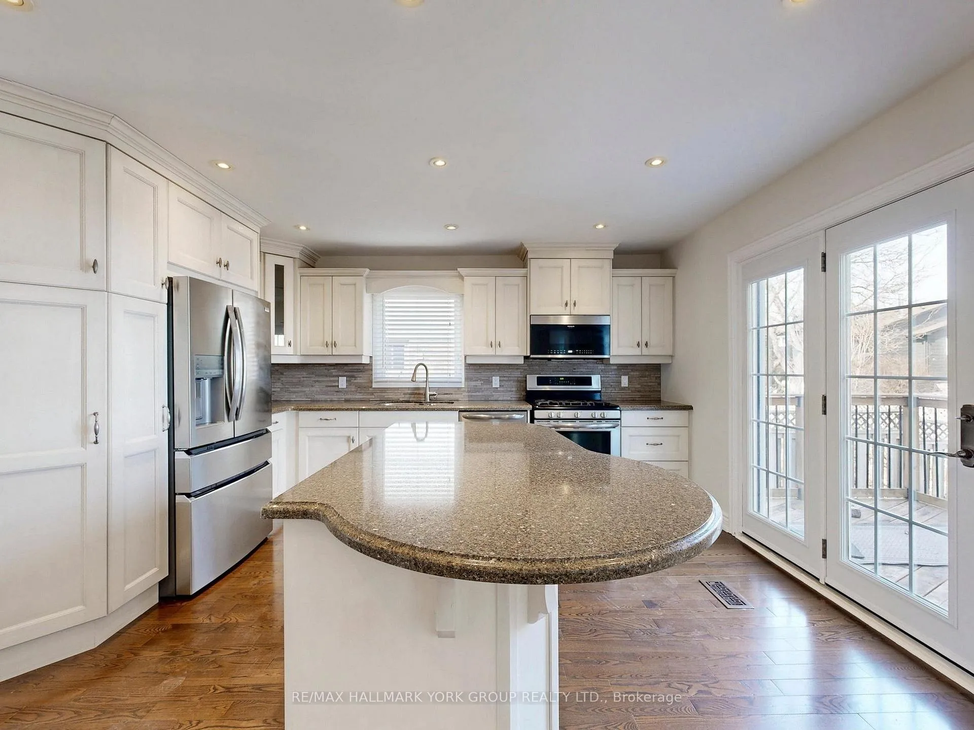 Photo 16 of 42 Buchanan Crescent, Aurora, Aurora Village — HOMEH