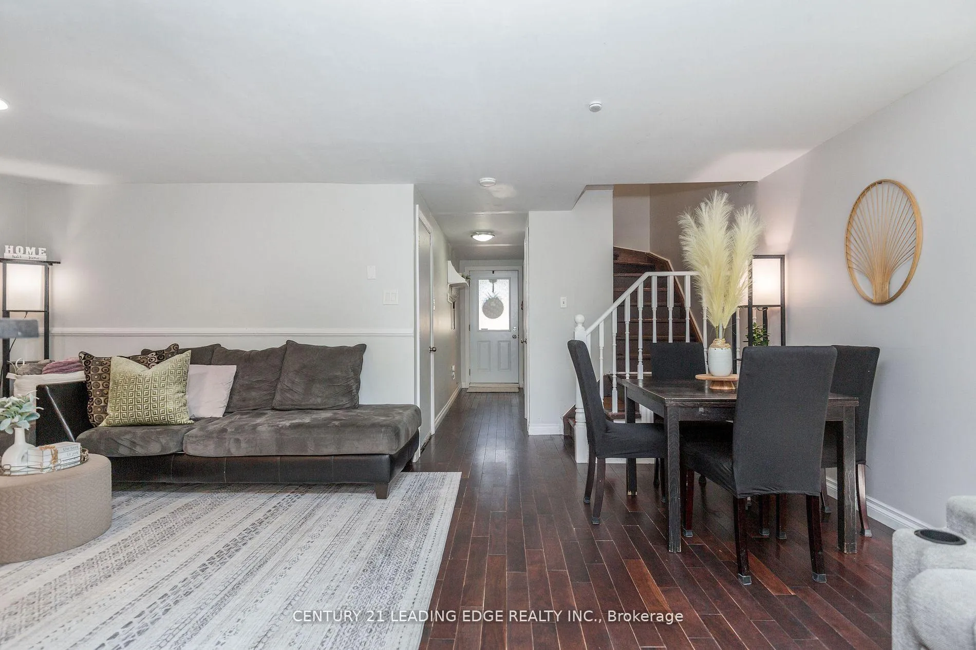 Photo 2 of 14 Quail Crescent, Barrie, Ardagh — HOMEH