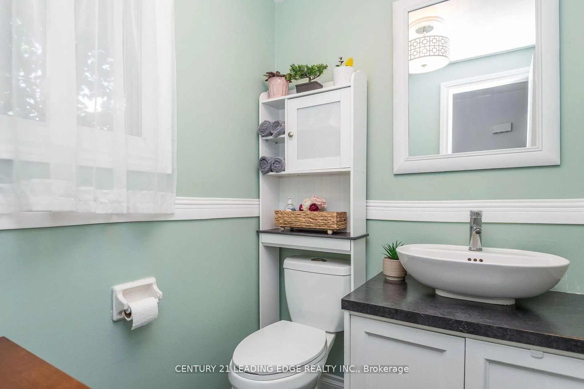 Photo 10 of 14 Quail Crescent, Barrie, Ardagh — HOMEH