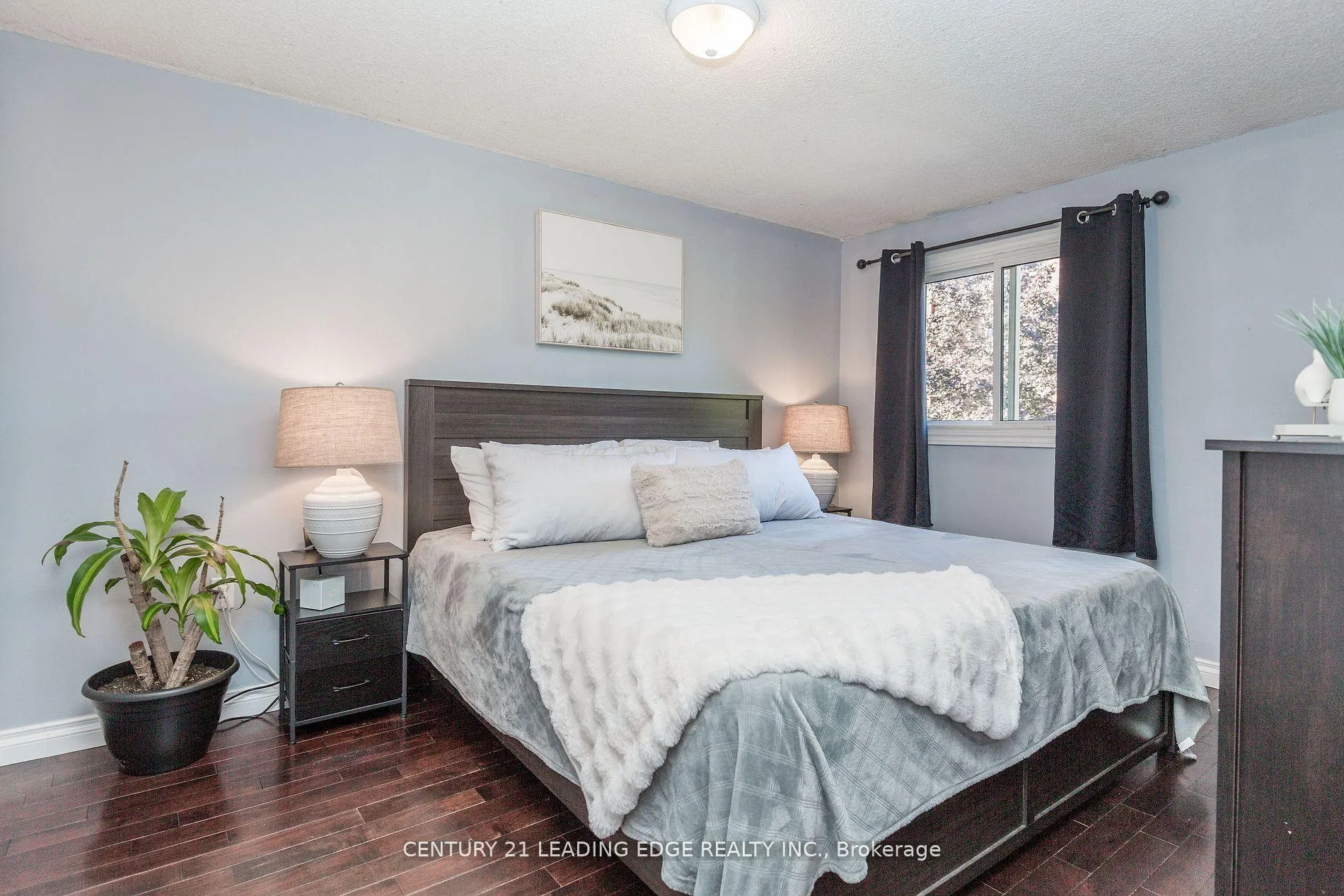 Photo 17 of 14 Quail Crescent, Barrie, Ardagh — HOMEH