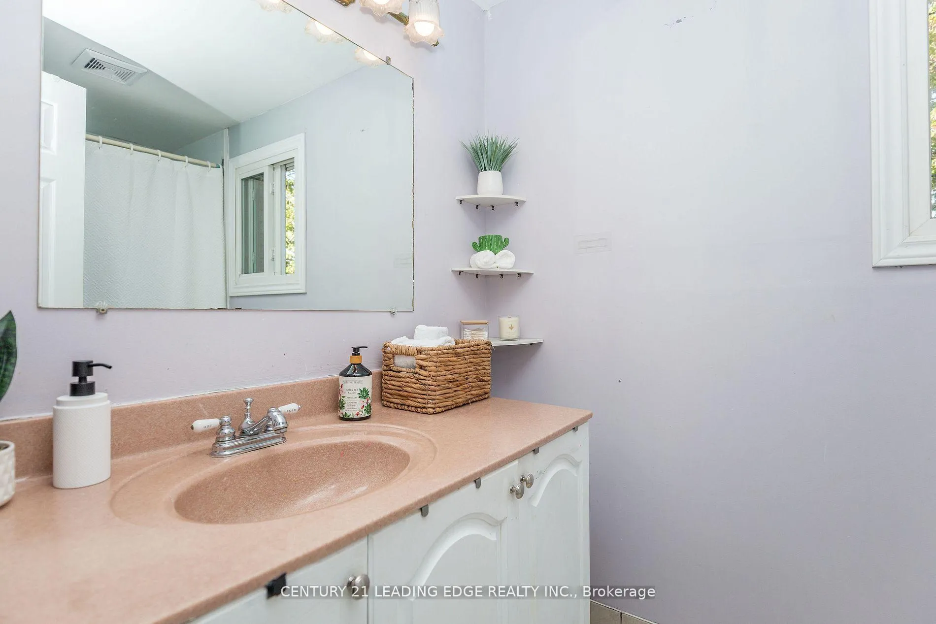 Photo 24 of 14 Quail Crescent, Barrie, Ardagh — HOMEH