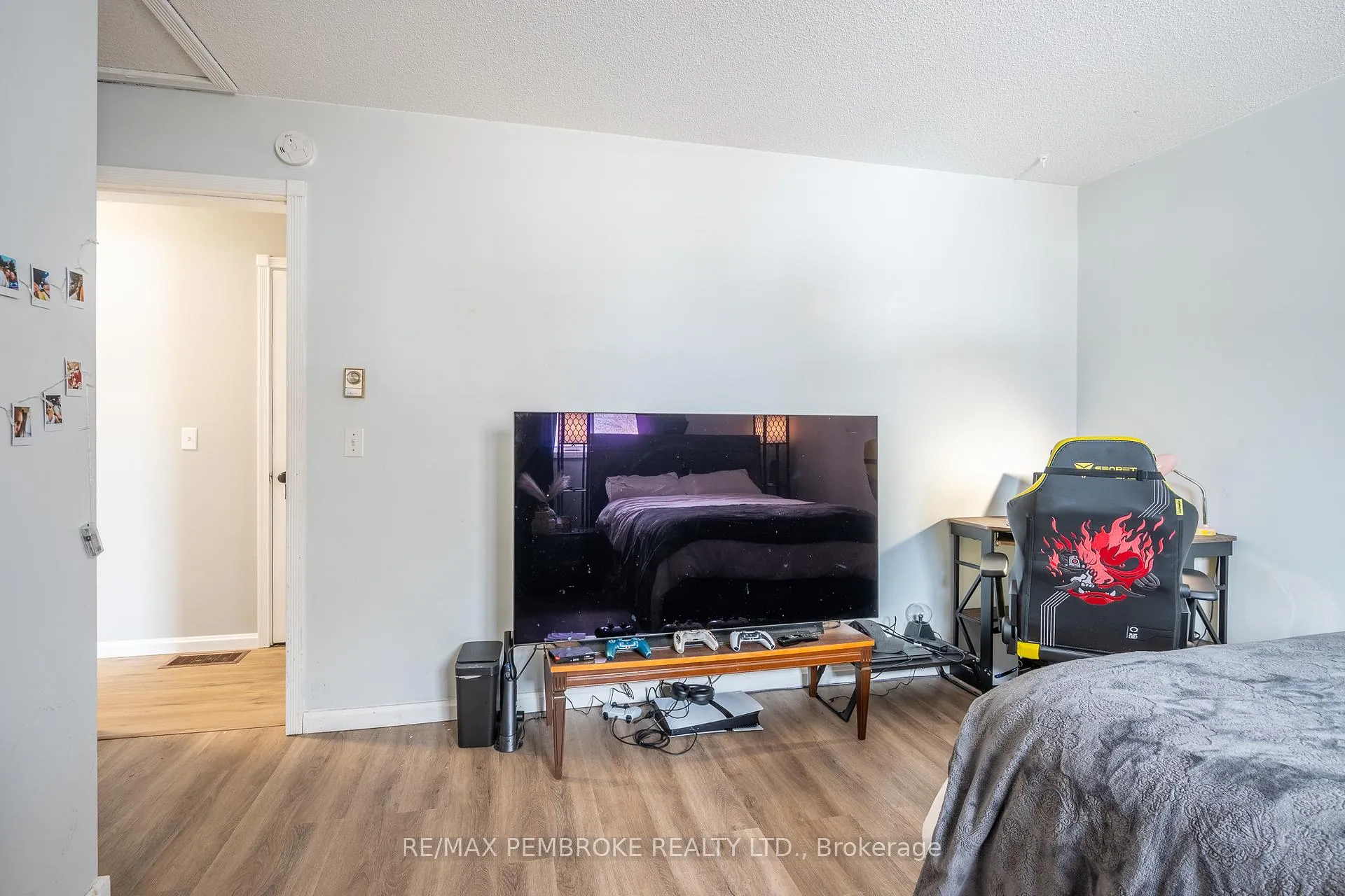 Photo 29 of 24 Earl Street, Petawawa — HOMEH
