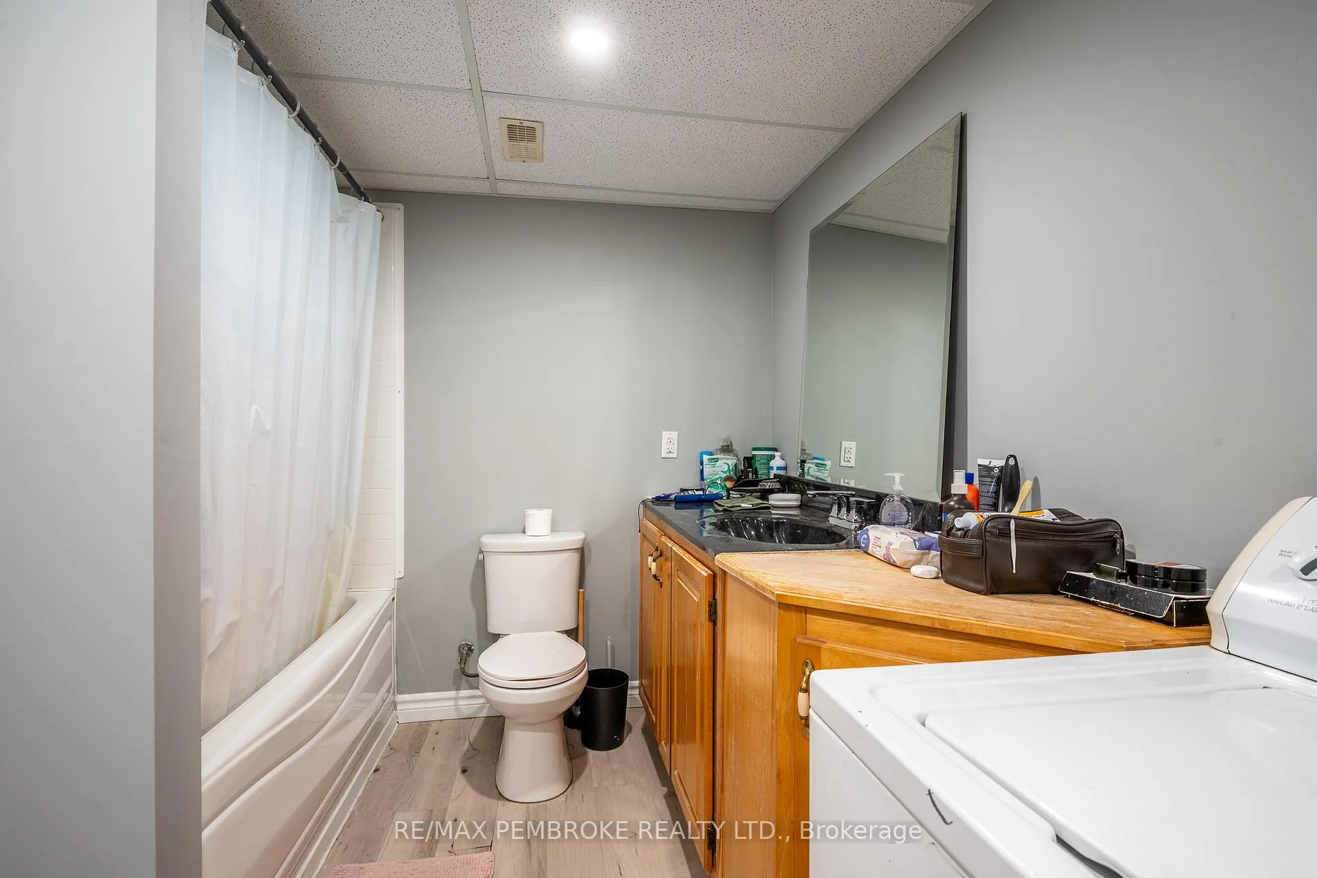 Photo 38 of 24 Earl Street, Petawawa — HOMEH