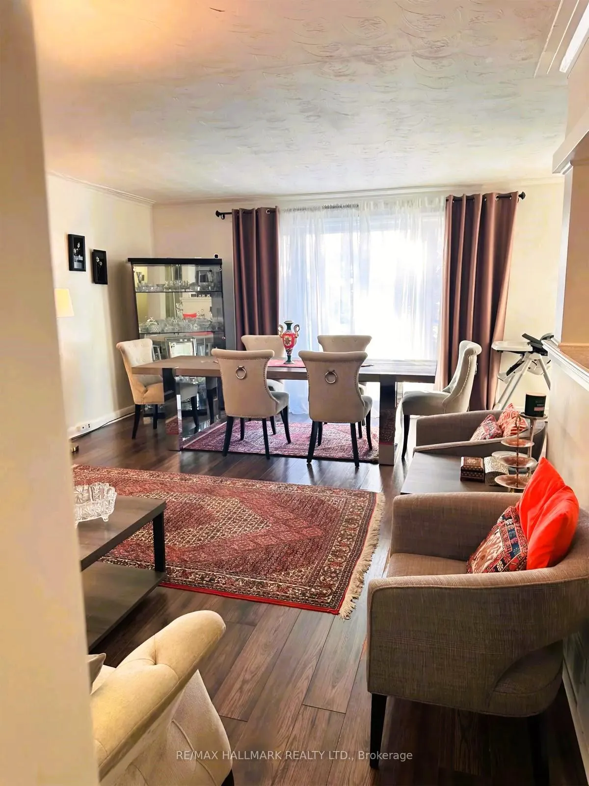 Photo 5 of 351 Osiris Drive, Richmond Hill, Crosby — HOMEH