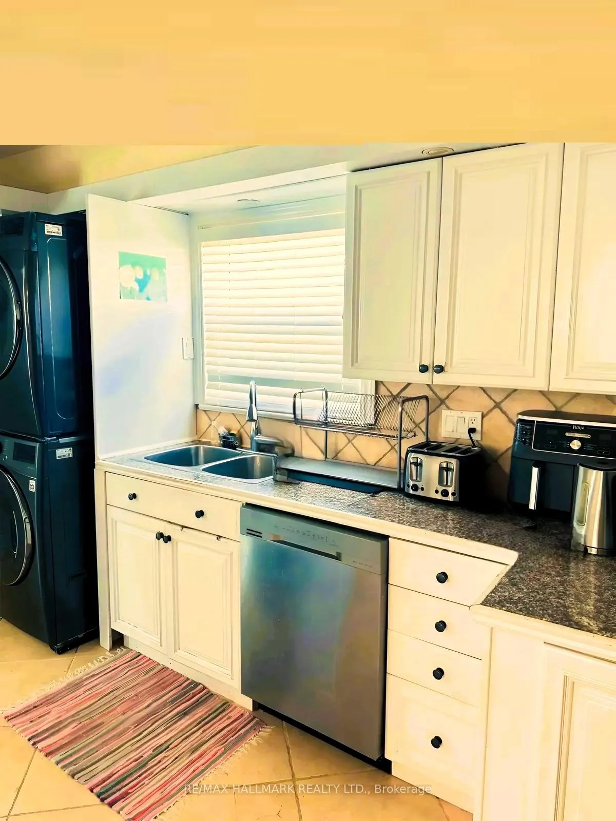 Photo 8 of 351 Osiris Drive, Richmond Hill, Crosby — HOMEH