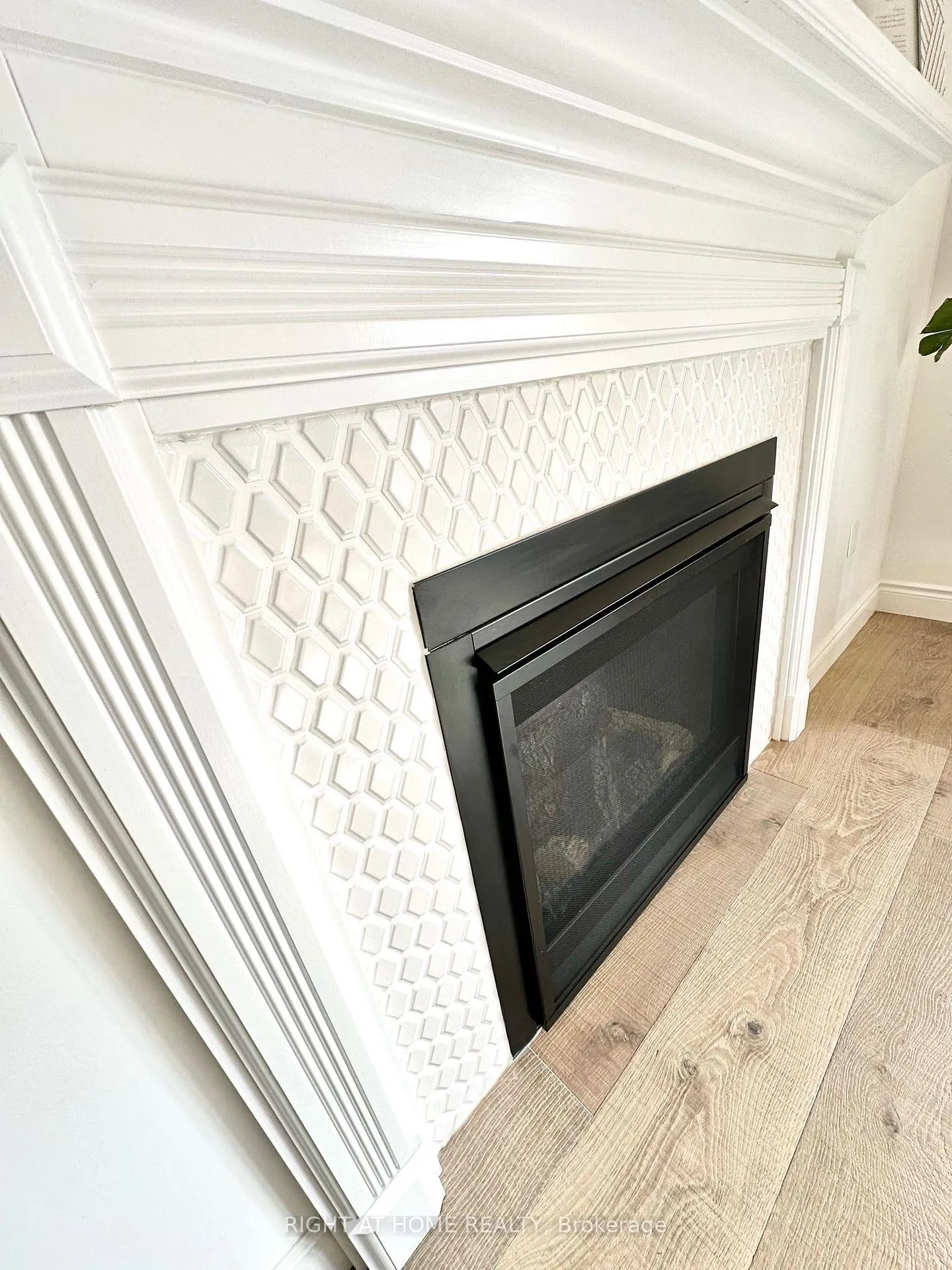 Photo 3 of 1536 Dunedin Crescent, Oshawa, Taunton — HOMEH
