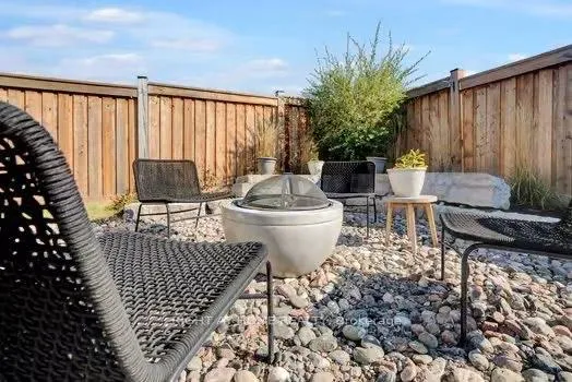 Photo 19 of 1536 Dunedin Crescent, Oshawa, Taunton — HOMEH