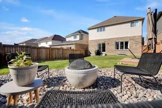 Photo 20 of 1536 Dunedin Crescent, Oshawa, Taunton — HOMEH