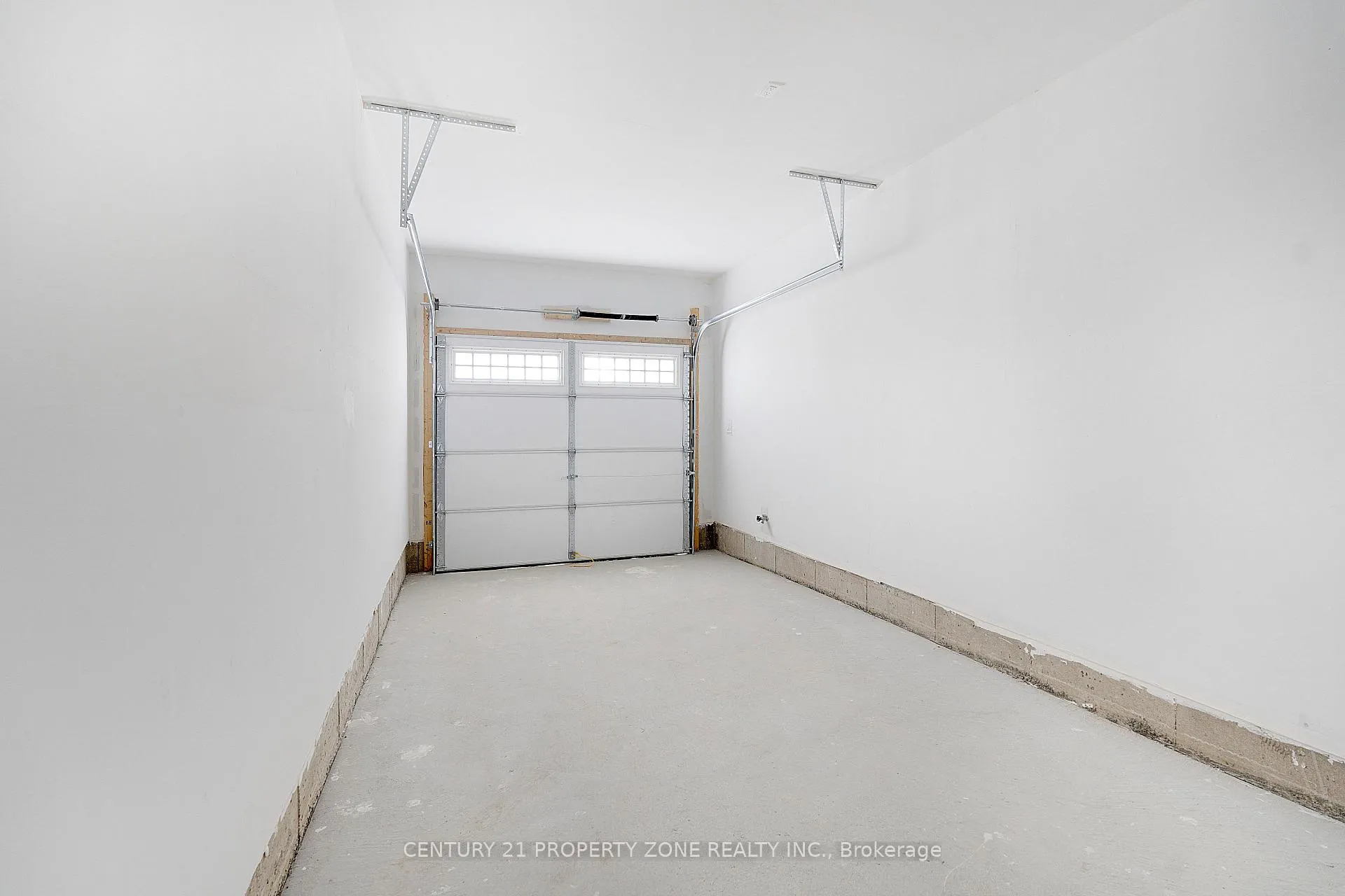 Photo 25 of 80 Aster Woods Drive, Caledon, Rural Caledon — HOMEH