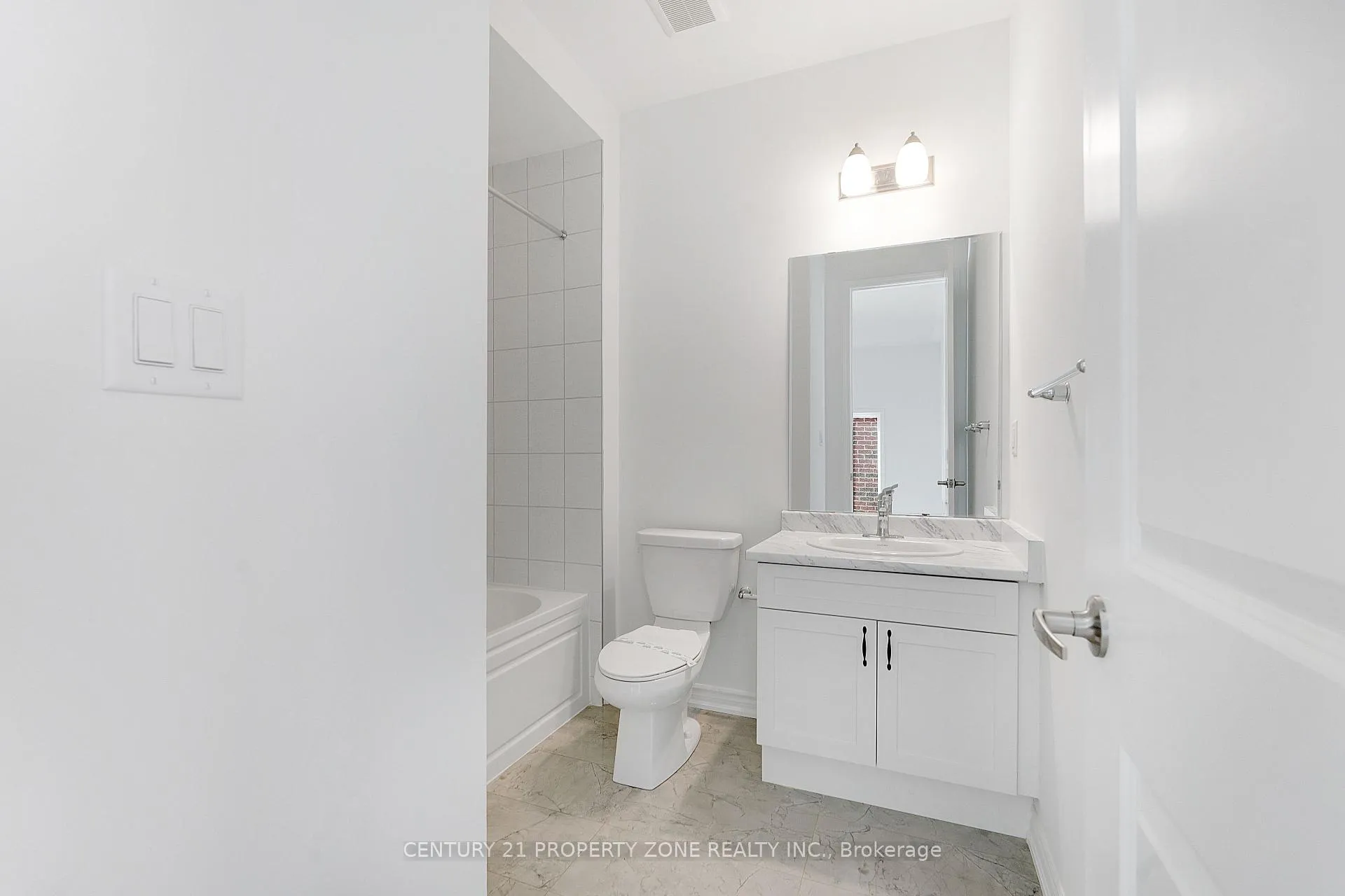 Photo 32 of 80 Aster Woods Drive, Caledon, Rural Caledon — HOMEH