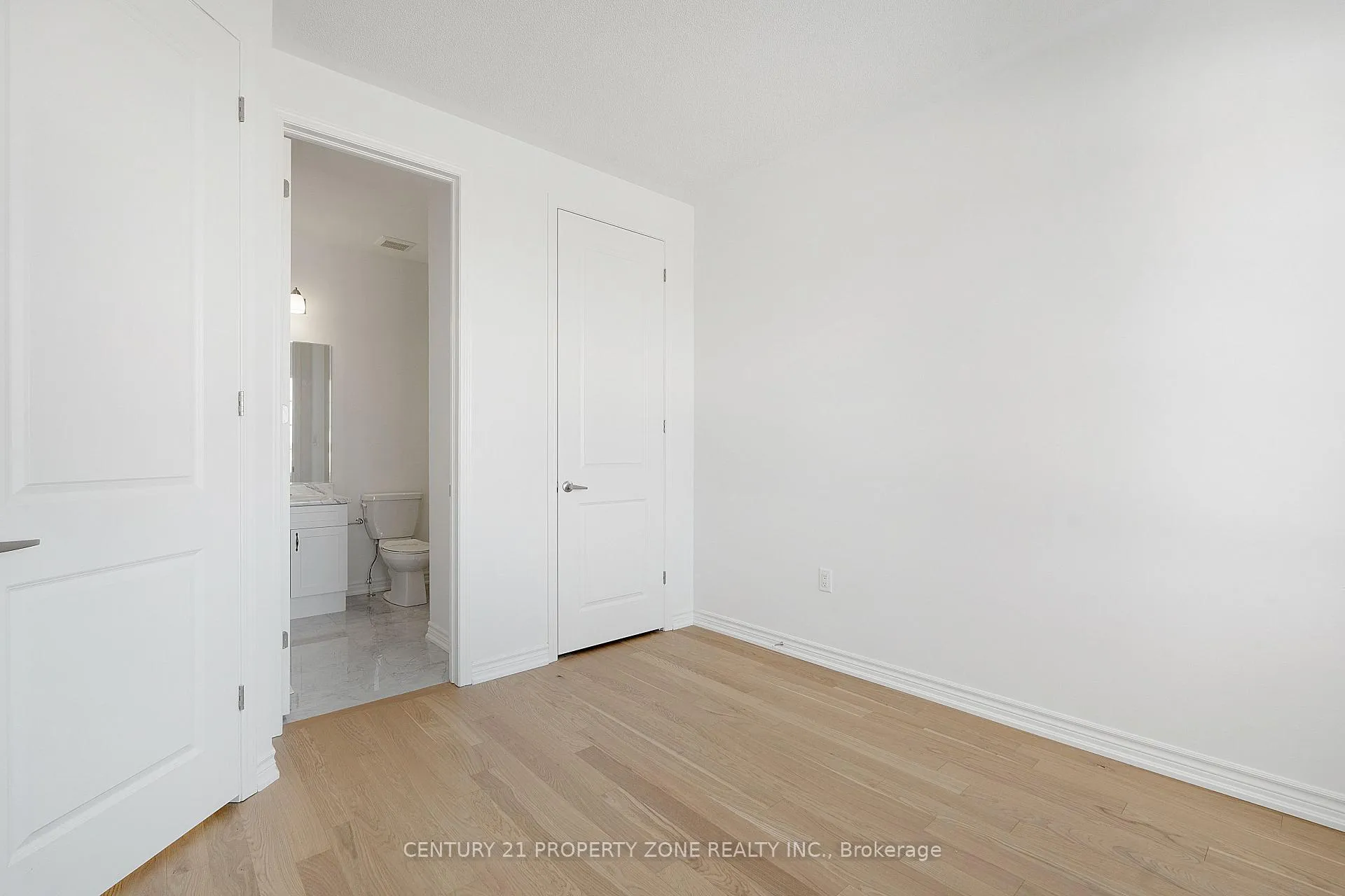Photo 35 of 80 Aster Woods Drive, Caledon, Rural Caledon — HOMEH