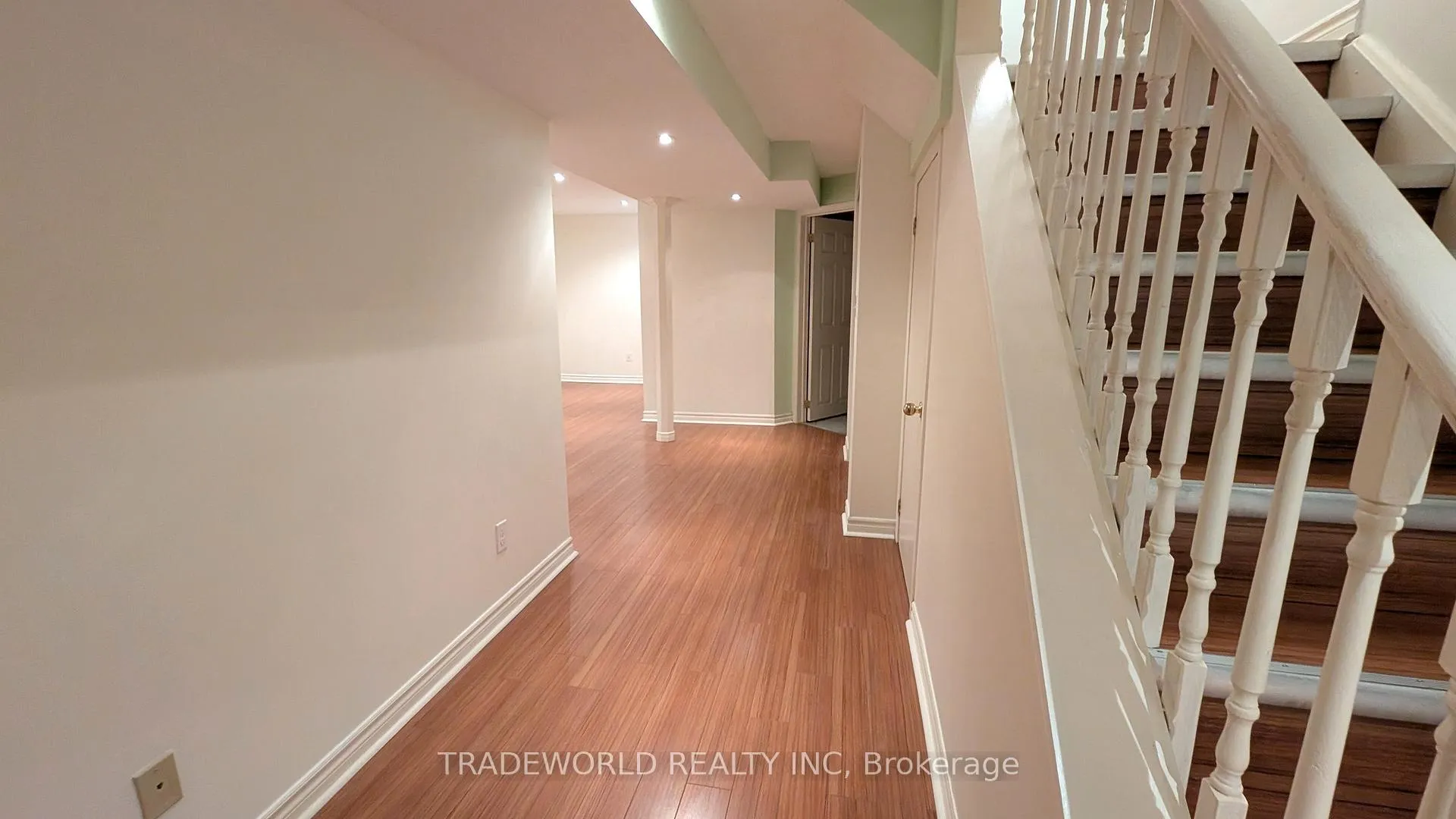 Photo 5 of 176 Kimono Crescent, Richmond Hill, Rouge Woods — HOMEH