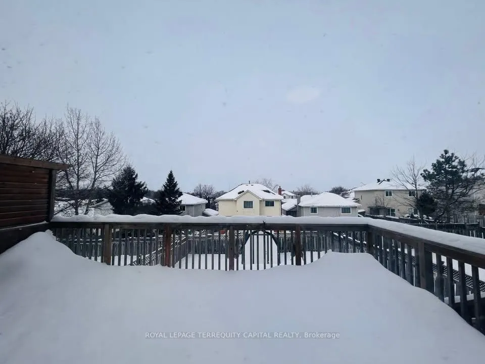 Photo 16 of Unit Upper, 46 Gosney Crescent, Barrie, Painswick North — HOMEH