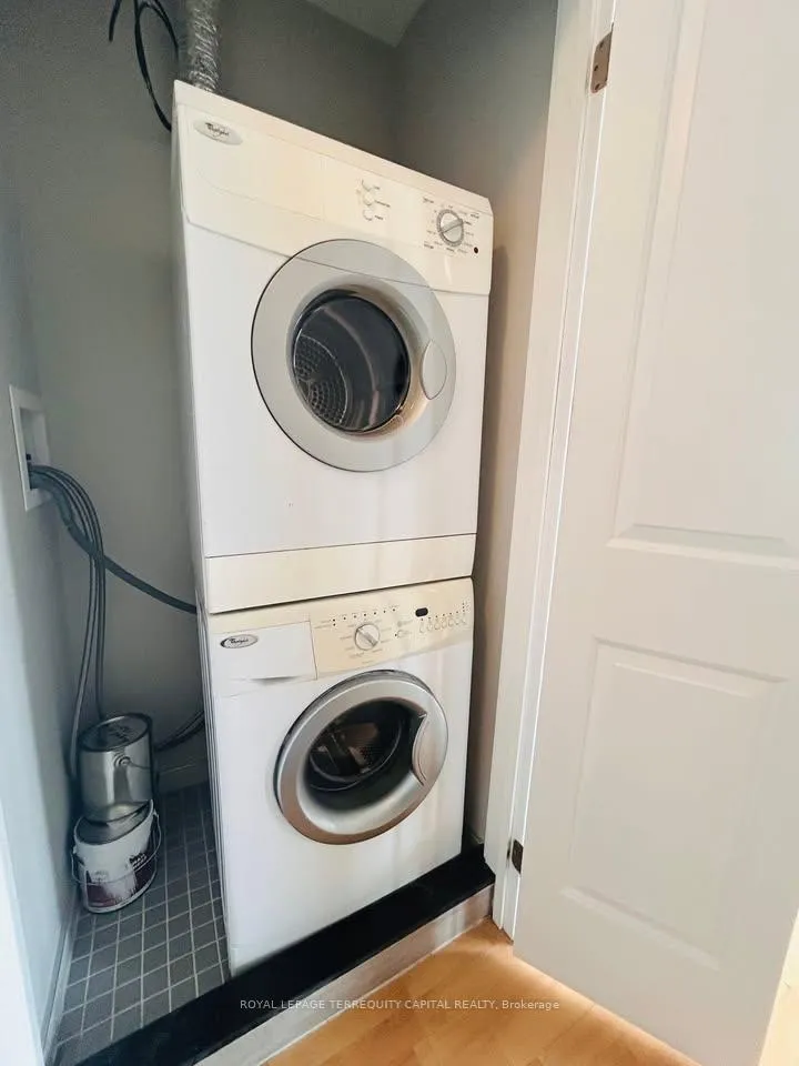 Photo 19 of Unit Upper, 46 Gosney Crescent, Barrie, Painswick North — HOMEH