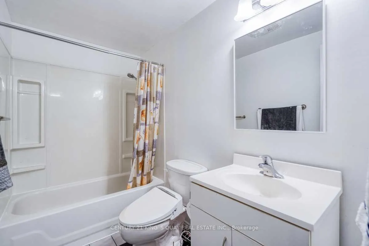 Photo 27 of 42 Knightsbridge Way, Markham, Markham Village — HOMEH