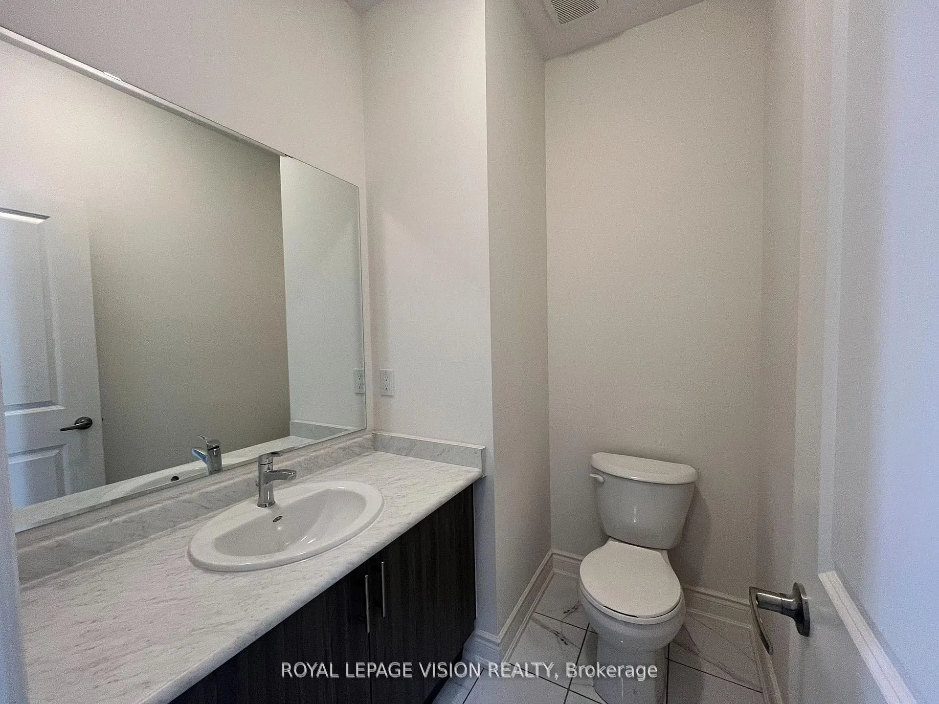 Photo 13 of 1450 Wheatcroft Drive, Oshawa, Kedron — HOMEH