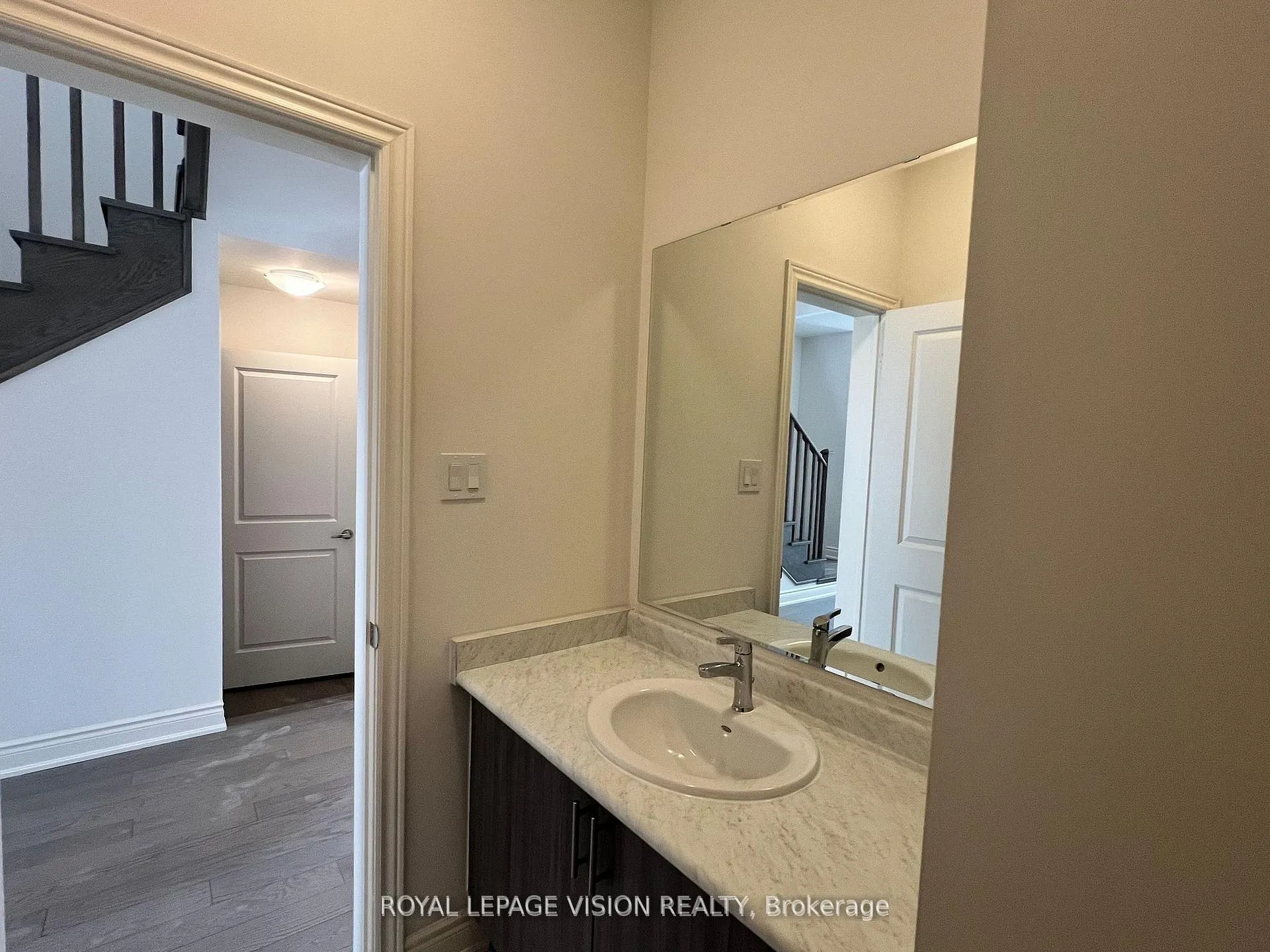 Photo 14 of 1450 Wheatcroft Drive, Oshawa, Kedron — HOMEH