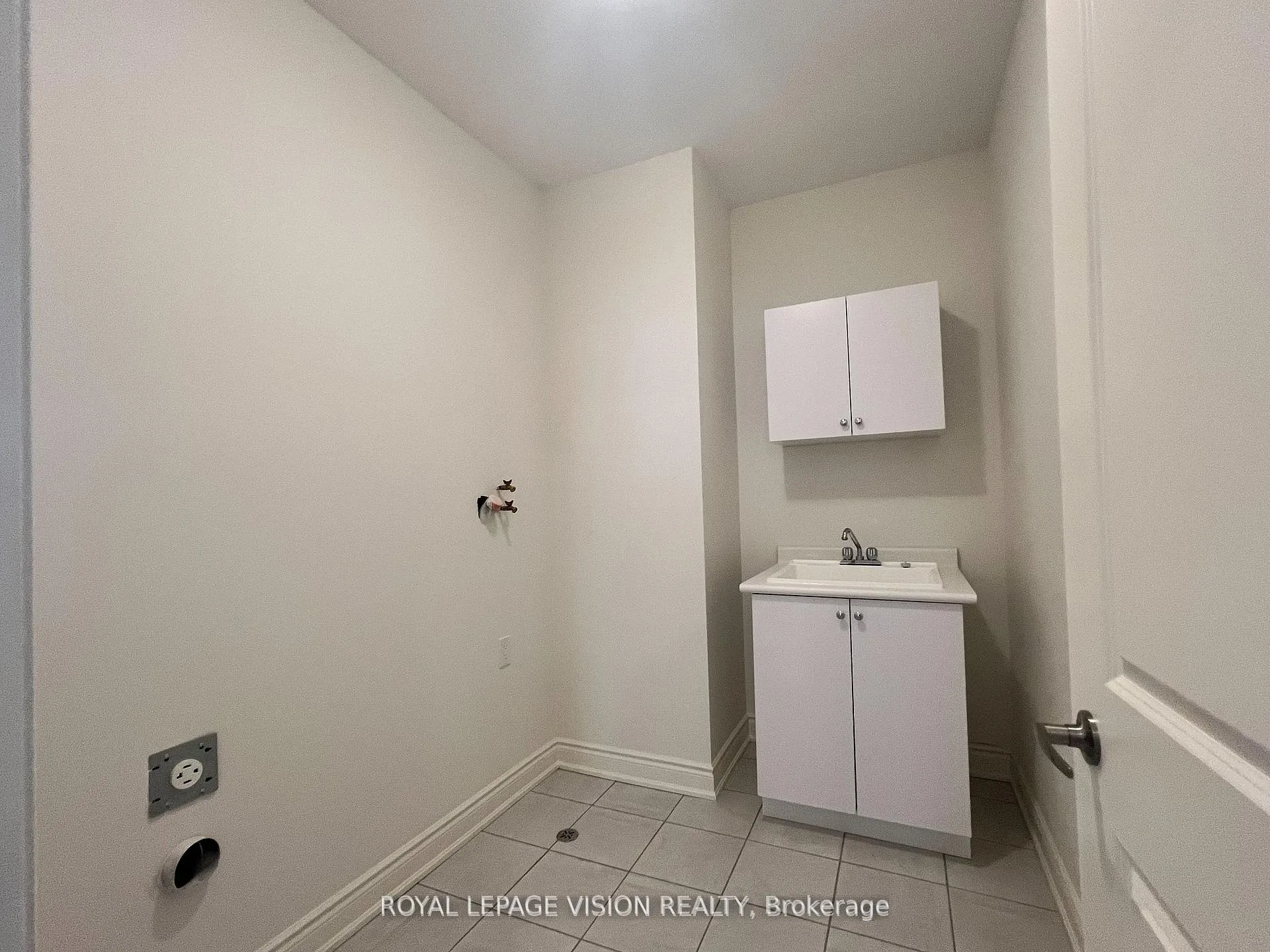 Photo 30 of 1450 Wheatcroft Drive, Oshawa, Kedron — HOMEH