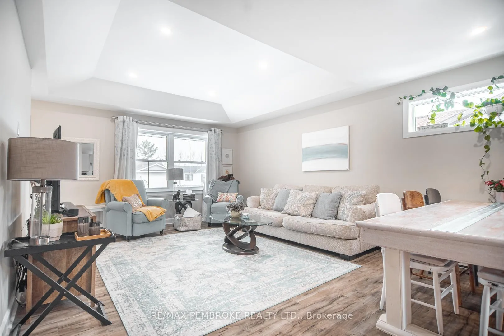 Photo 7 of 29 Terrance Drive, Petawawa — HOMEH