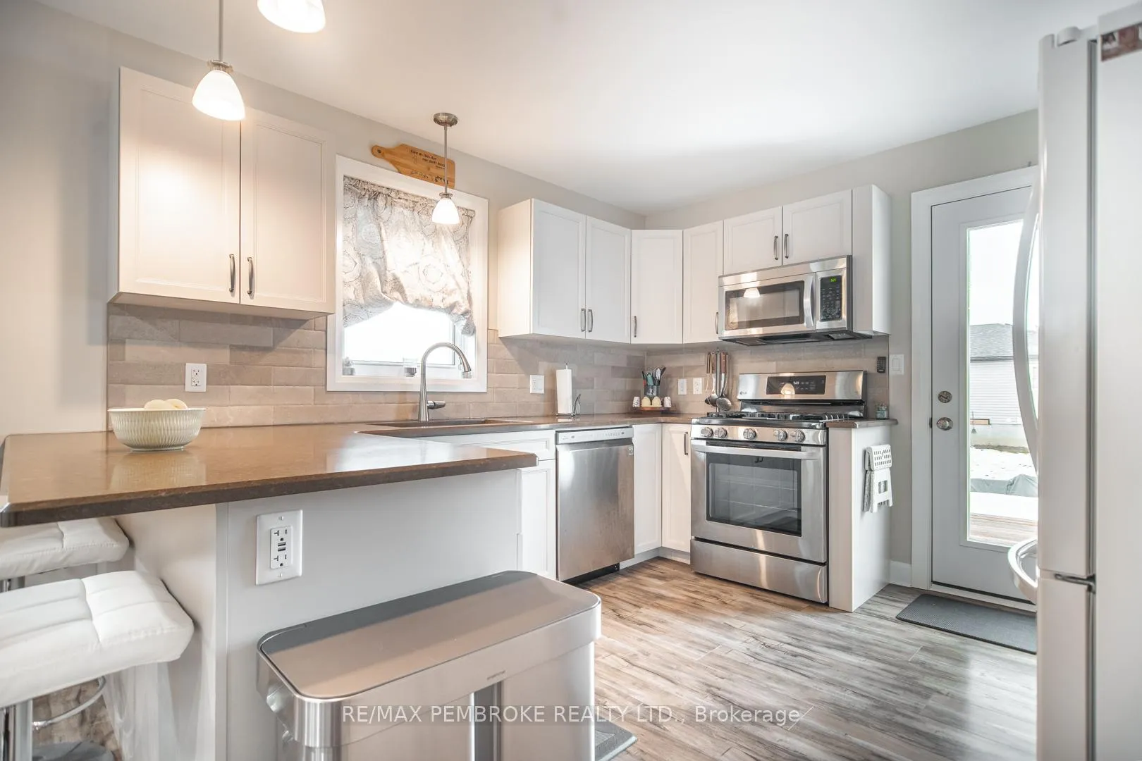 Photo 9 of 29 Terrance Drive, Petawawa — HOMEH