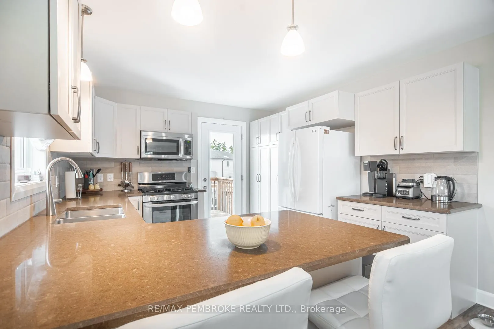 Photo 13 of 29 Terrance Drive, Petawawa — HOMEH