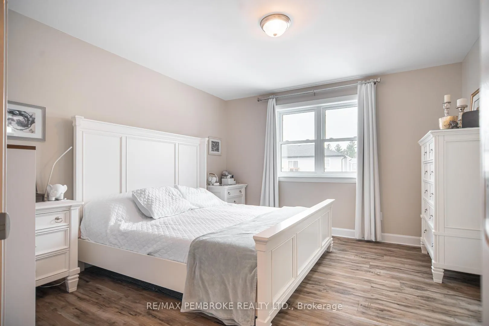 Photo 15 of 29 Terrance Drive, Petawawa — HOMEH