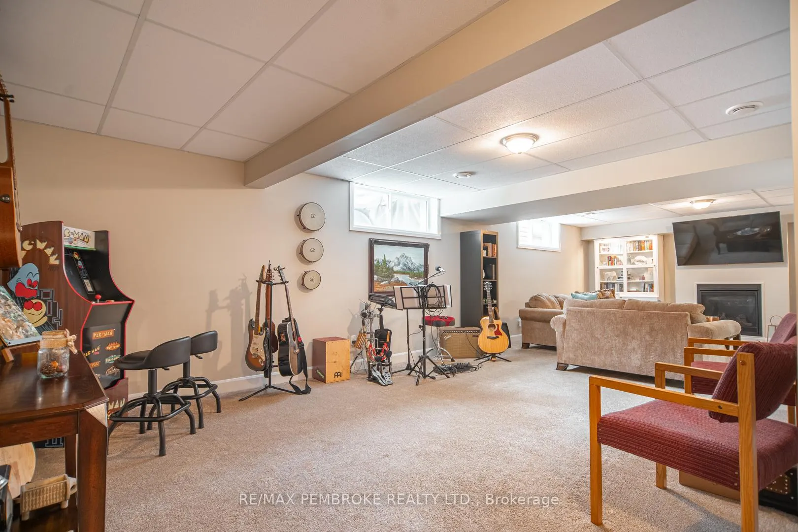 Photo 26 of 29 Terrance Drive, Petawawa — HOMEH