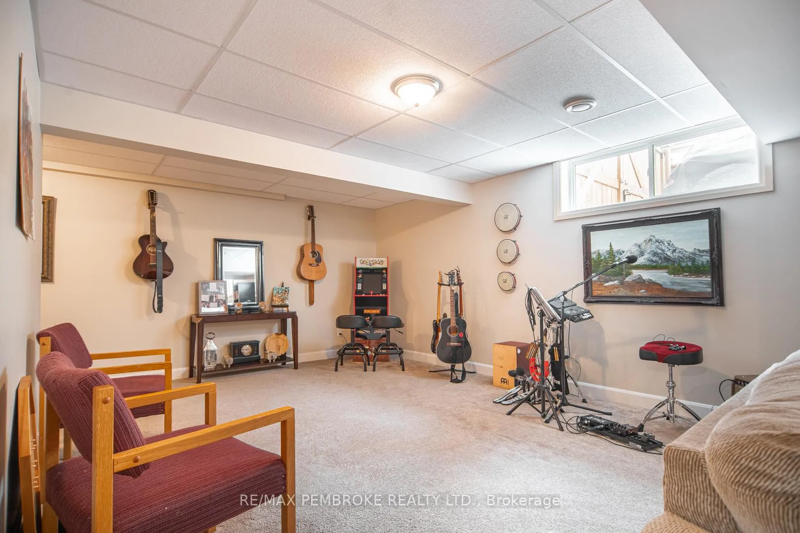 Photo 27 of 29 Terrance Drive, Petawawa — HOMEH