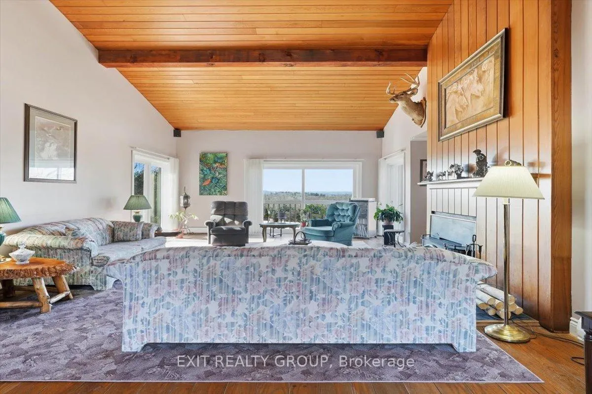 Photo 6 of 401 Hearns Road, Quinte West, Sidney Ward — HOMEH