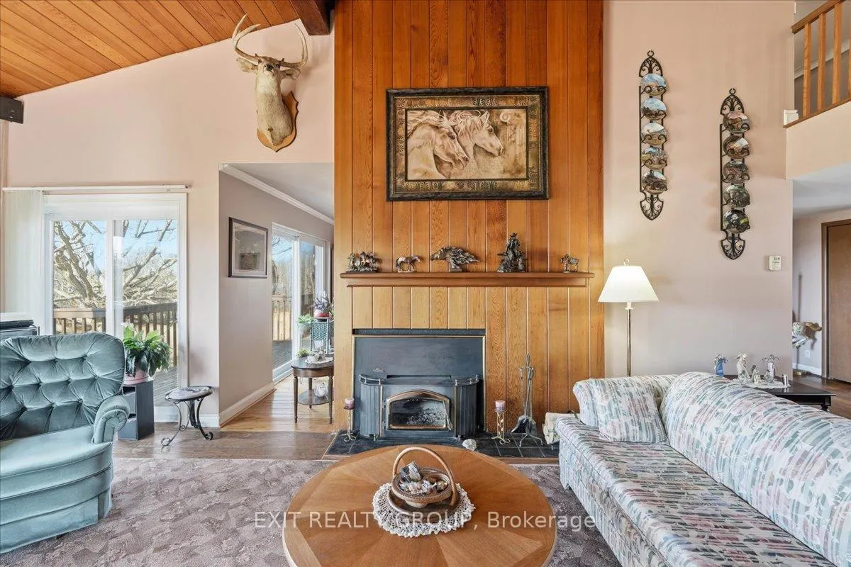 Photo 7 of 401 Hearns Road, Quinte West, Sidney Ward — HOMEH
