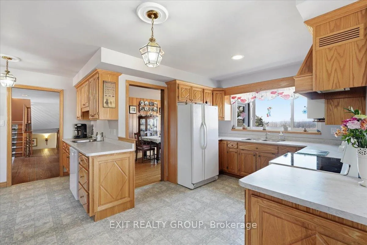 Photo 18 of 401 Hearns Road, Quinte West, Sidney Ward — HOMEH