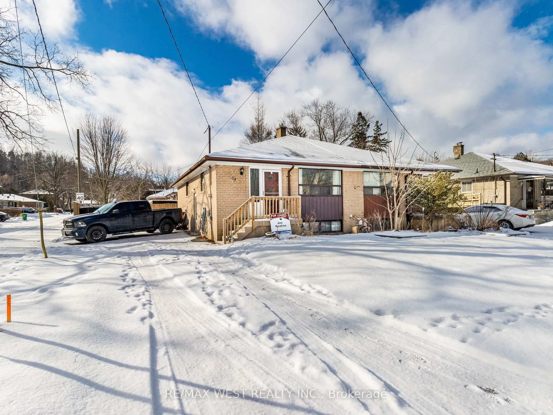 Photo 2 of 54 James Street, Caledon, Bolton East — HOMEH