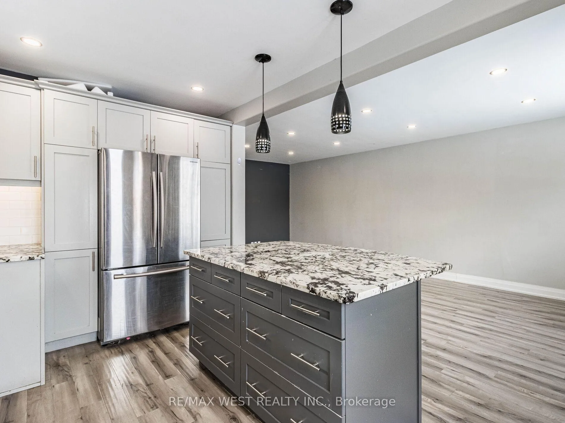 Photo 16 of 54 James Street, Caledon, Bolton East — HOMEH