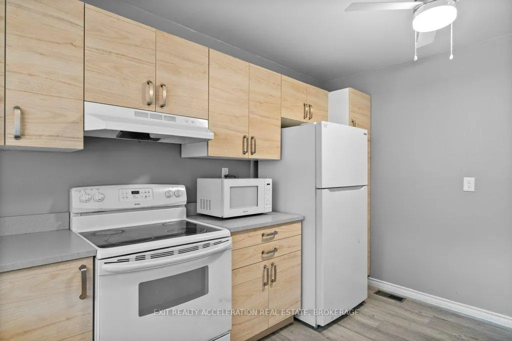 Photo 13 of 772 Ashwood Drive, Kingston, South of Taylor-Kidd Blvd — HOMEH