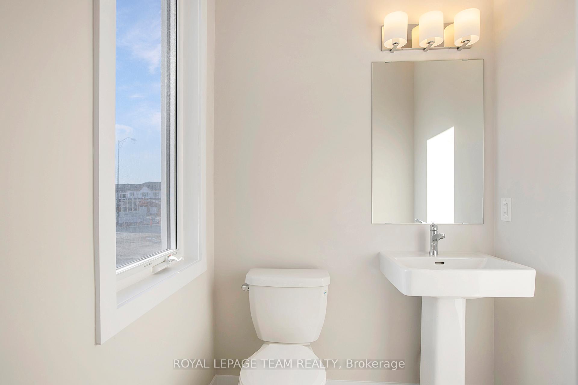 Photo 3 of 1915 Elevation Road, Ottawa, Barrhaven - Half Moon Bay — HOMEH