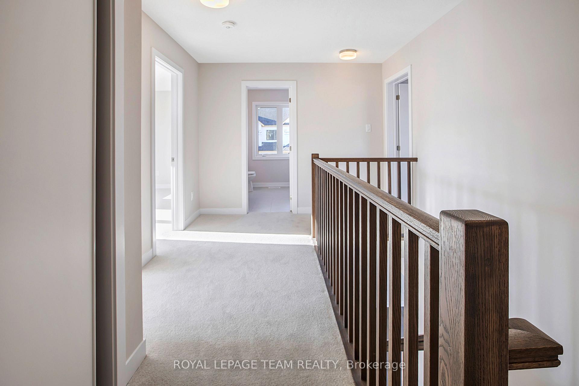 Photo 9 of 1915 Elevation Road, Ottawa, Barrhaven - Half Moon Bay — HOMEH