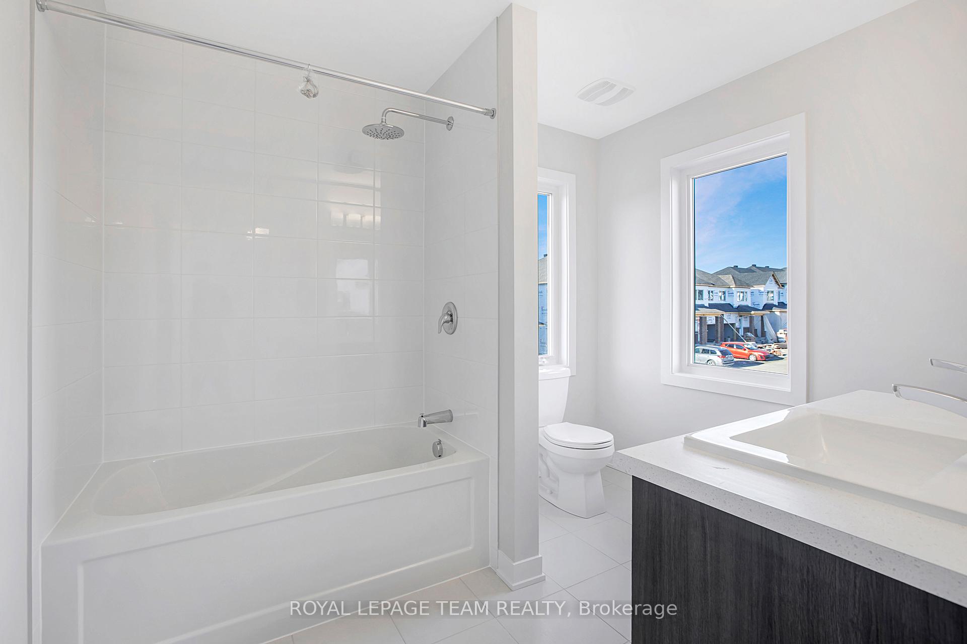 Photo 12 of 1915 Elevation Road, Ottawa, Barrhaven - Half Moon Bay — HOMEH