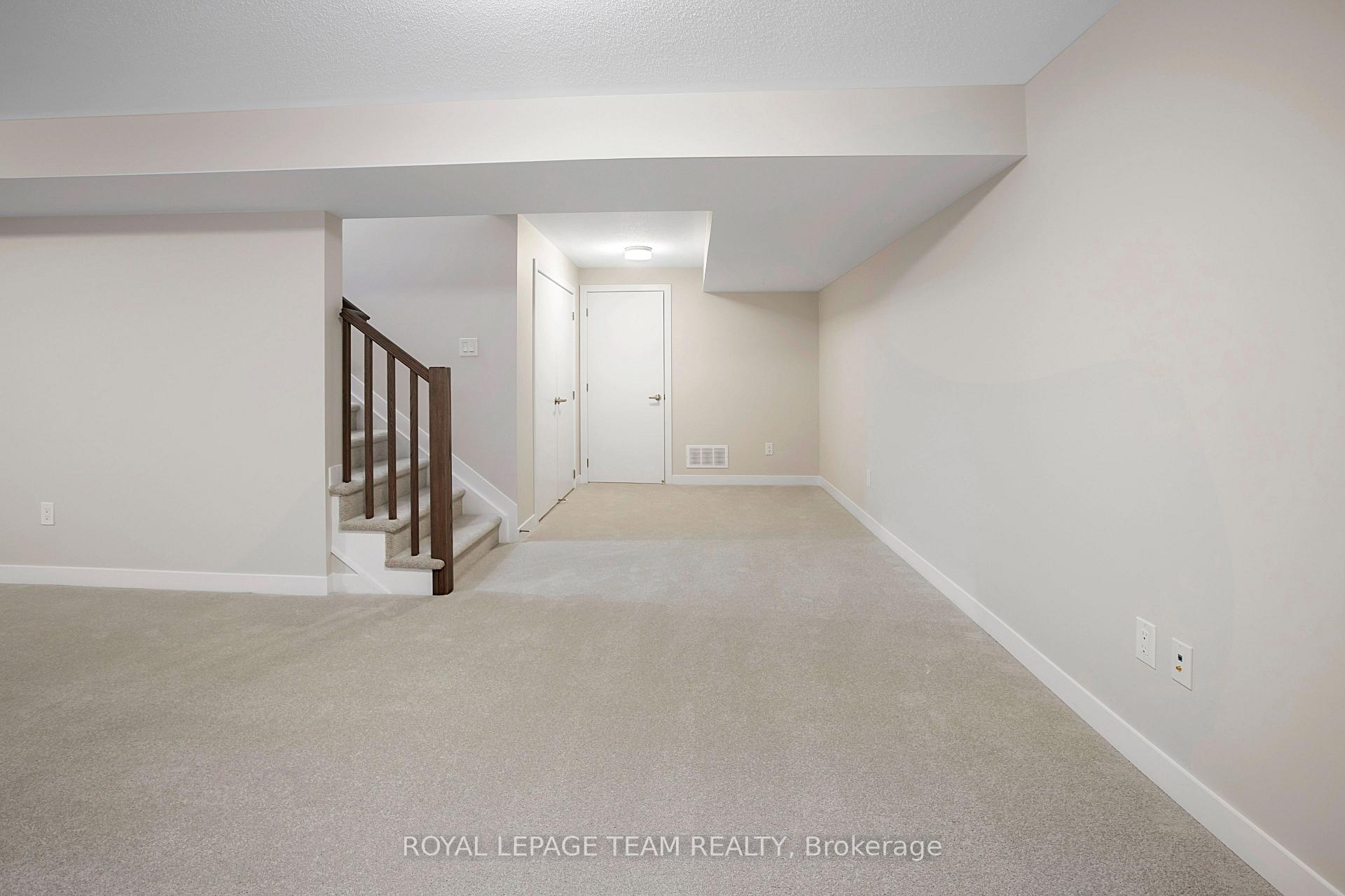 Photo 18 of 1915 Elevation Road, Ottawa, Barrhaven - Half Moon Bay — HOMEH