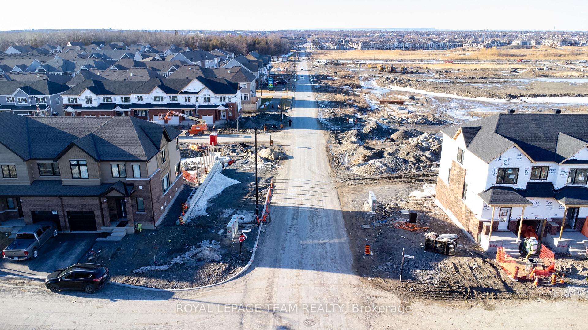 Photo 23 of 1915 Elevation Road, Ottawa, Barrhaven - Half Moon Bay — HOMEH